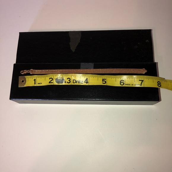 Mesh Gold Bracelet - Picture 6 of 6